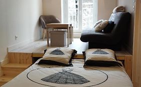 House Of Twenty, Calme,Rue Pietonne, Proche De La Mer, Wifi Gratuit
